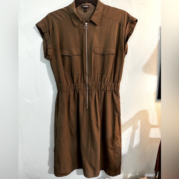EXPRESS DRESS - Picture 1 of 3